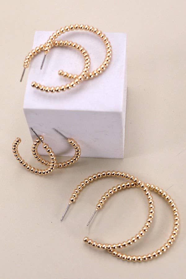ARETES DE ARO Y BOLITA EN TRES TAMAÑOS
