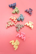 Wall to Wall by Josslyn MINI PACK OF 10 FLOWER WAIVY CLIPS