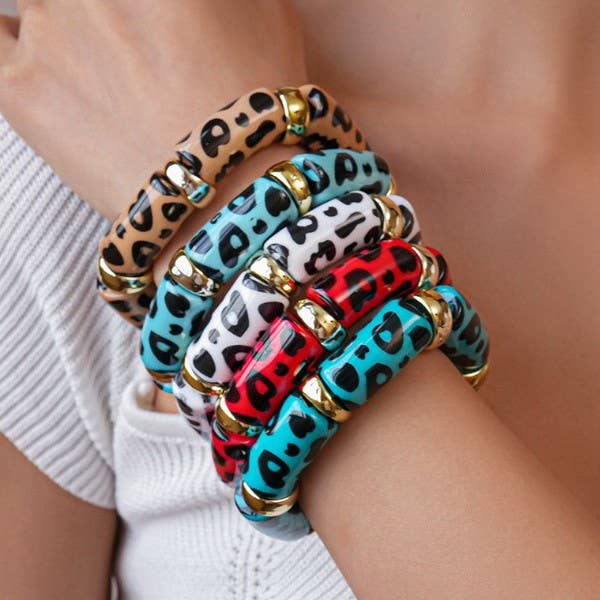 Wall to Wall by Josslyn Acrylic Leopard Animal Gold Stretch Cord Bracelet | Red