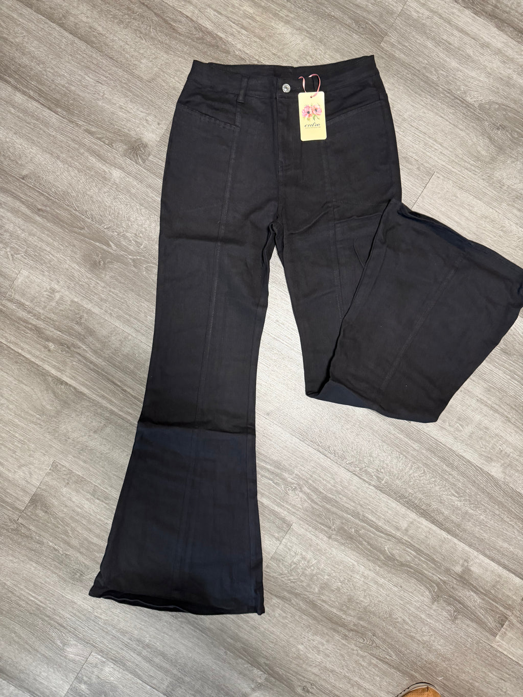 Entro Black Flare Jean